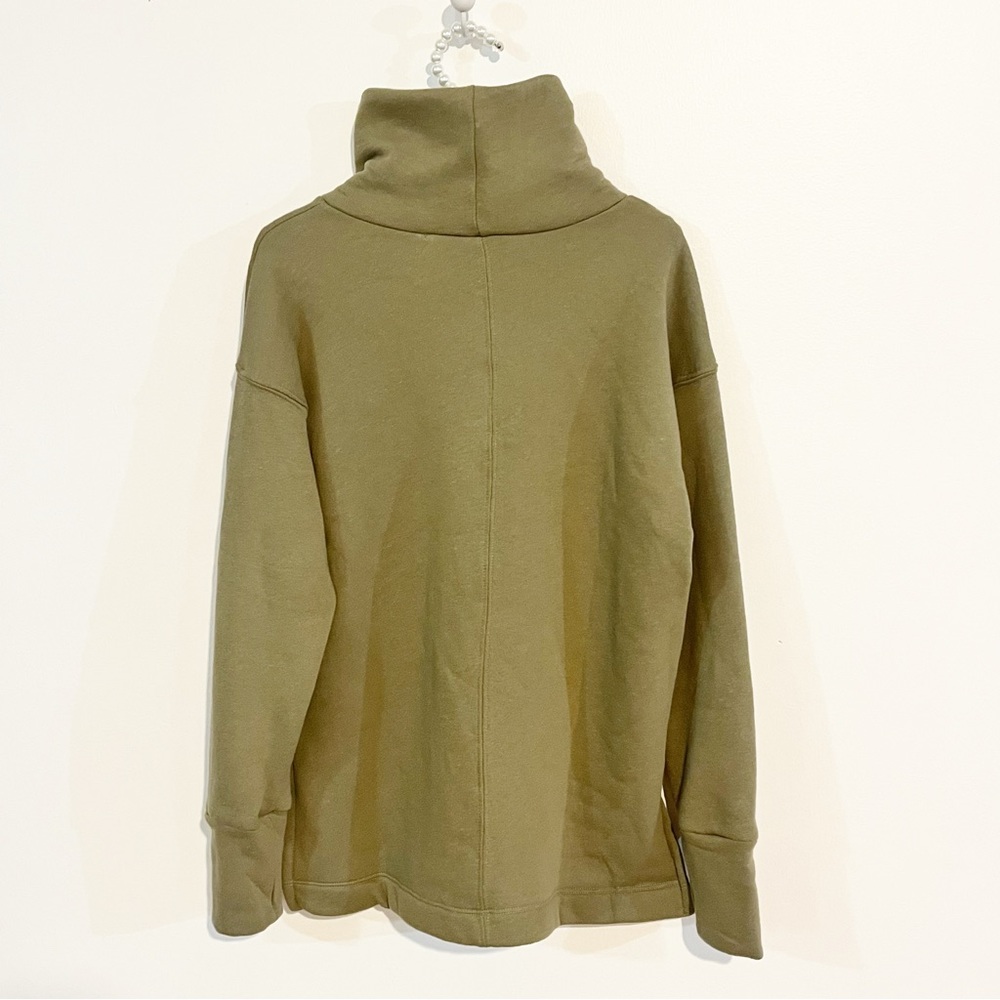Peloton Funnel Neck Pullover Sweatshirt NWT - Picture 8 of 9